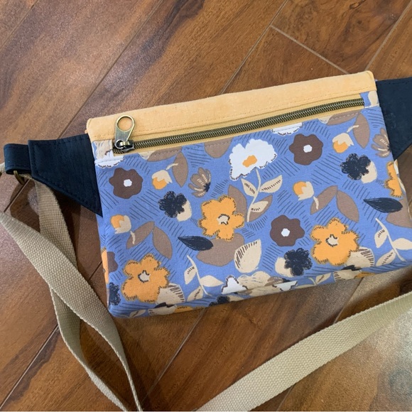 Handmade sling bag - Picture 4 of 4